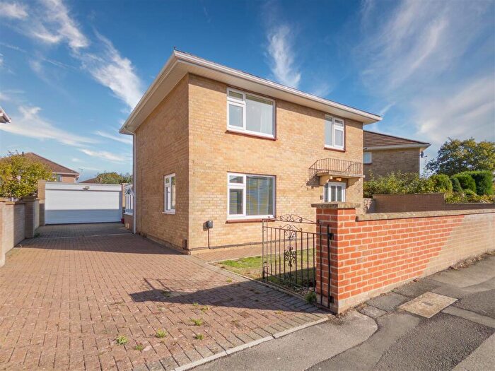 4 Bedroom Detached House For Sale In Mallard Close, Bowerhill, SN12