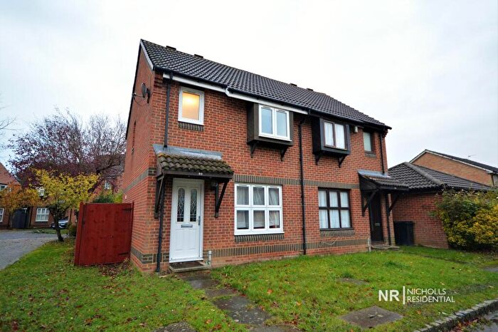 3 Bedroom Semi-Detached House To Rent In Jasmin Road, West Ewell, Surrey., KT19