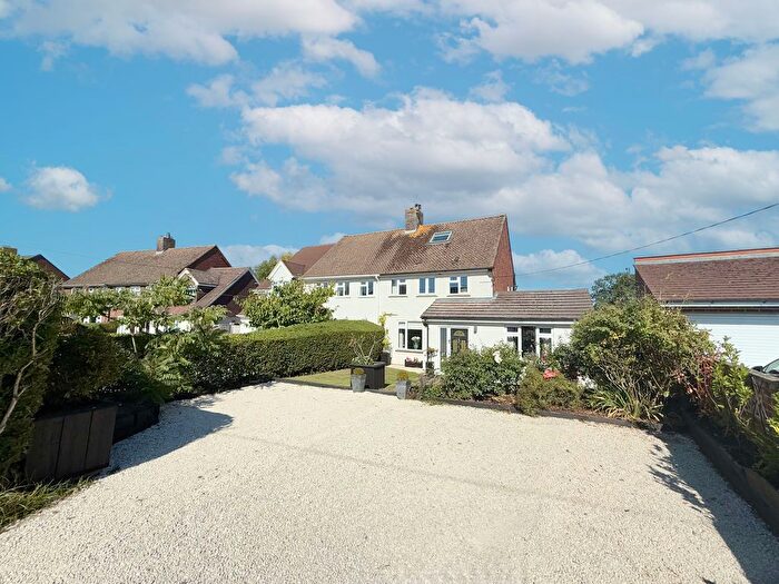 5 Bedroom Semi-Detached House For Sale In Winslow Road, Wingrave, HP22