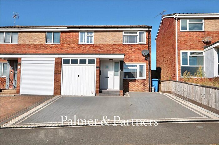 3 Bedroom Semi-Detached House For Sale In Sheldrake Drive, Ipswich, Suffolk, IP2
