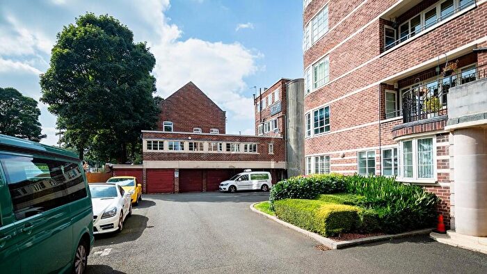 2 Bedroom Flat To Rent In Moor Court, Westfield, Newcastle Upon Tyne, NE3
