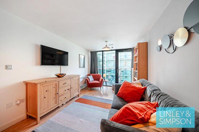 1 Bedroom Flat For Sale In Lovell House, Skinner Lane, Leeds, LS7