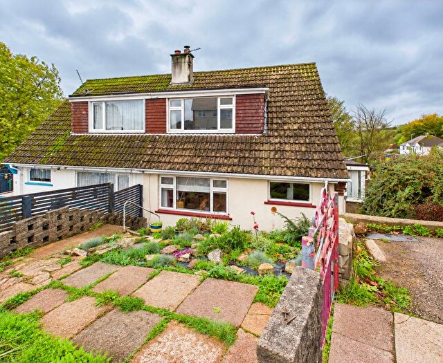 2 Bedroom Semi-Detached House For Sale In Underidge Drive, Paignton, TQ3