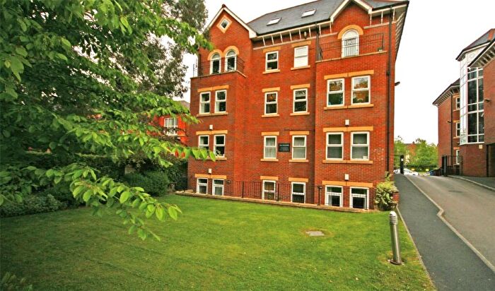 2 Bedroom Apartment To Rent In Palatine Road, West Didsbury, Greate Manchester, M20