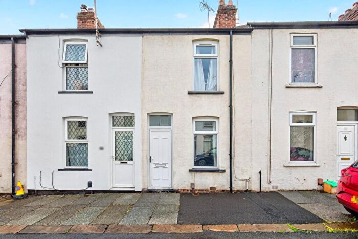2 Bedroom House For Sale In Avenue Place, Harrogate, HG2