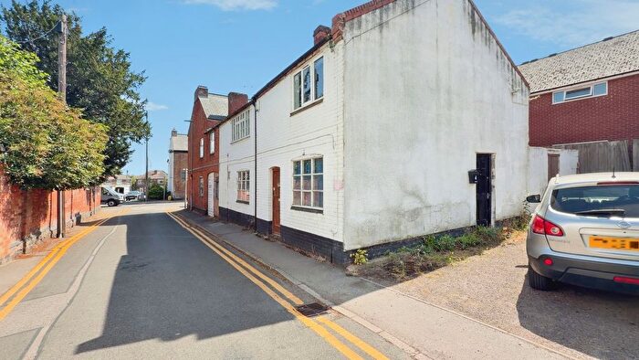 1 Bedroom Flat For Sale In Church Lane, Leicester, Leicestershire, LE19