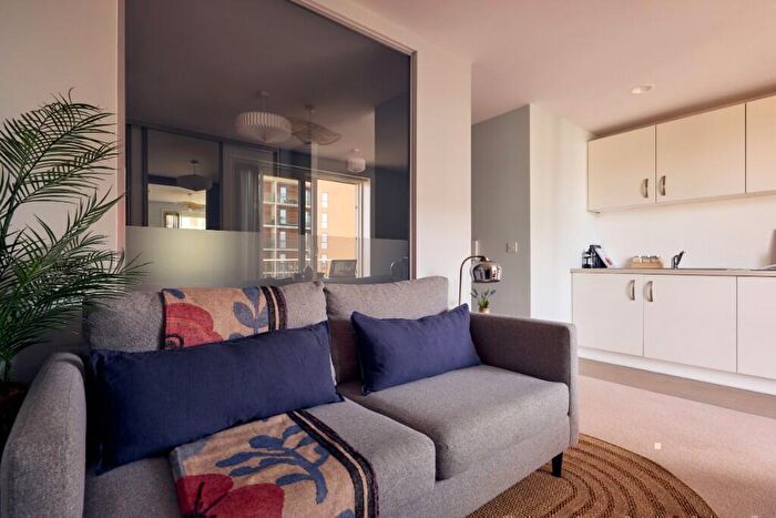 Studio To Rent In Stoneywood Brae, Aberdeen, Aberdeen City, AB21