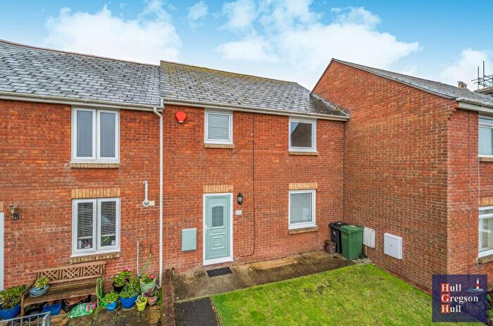 3 Bedroom Terraced House To Rent In Clovens Road, Portland, DT5