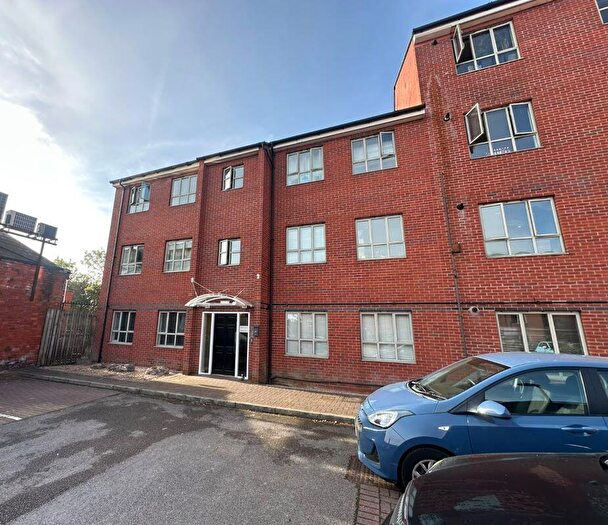 2 Bedroom Apartment For Sale In Flat Royal Victoria Court, Gamble Street, Nottingham, NG7