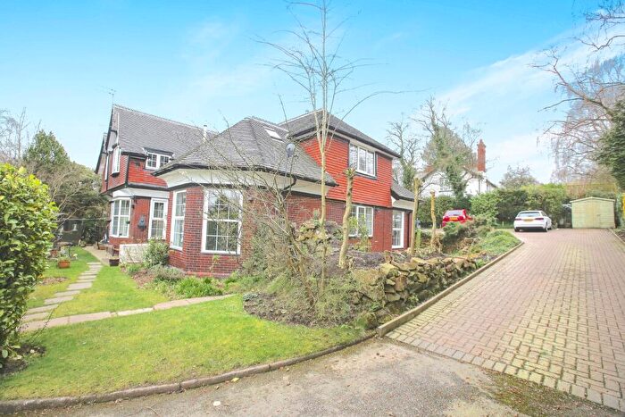 2 Bedroom Apartment To Rent In Buxton Old Road, Disley., SK12