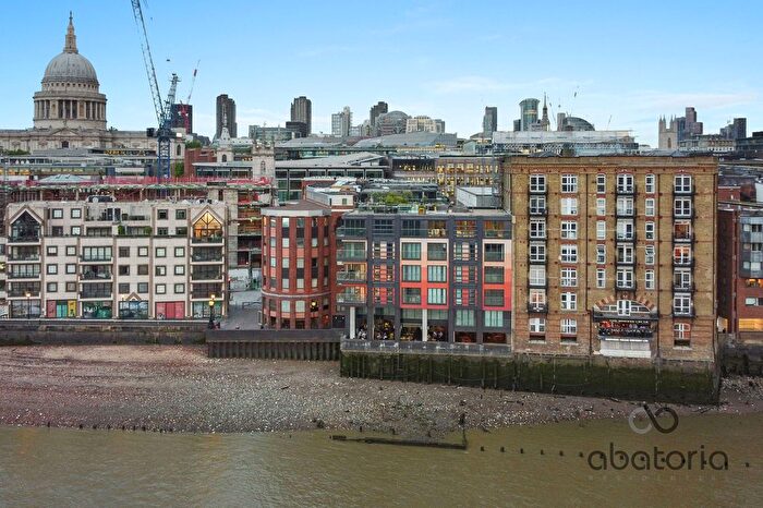 1 Bedroom Flat For Sale In High Timber Street, City Of London, EC4V
