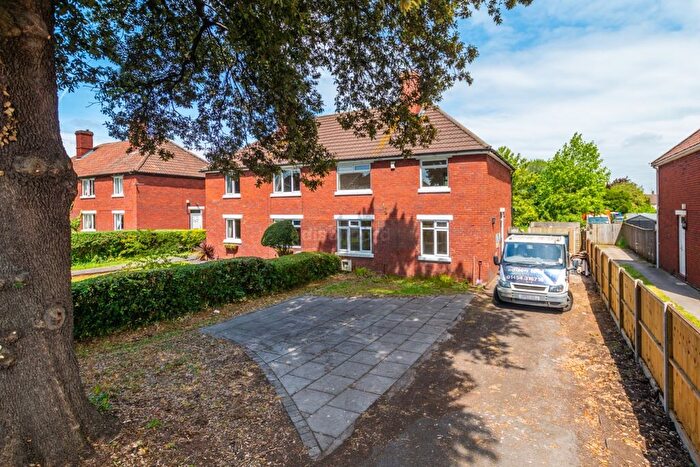 3 Bedroom Semi-Detached House For Sale In Station Road, Yate, Bristol, BS37
