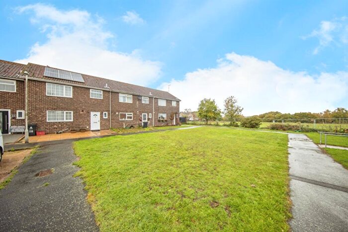 3 Bedroom Terraced House For Sale In Stour View Close, Mistley, Manningtree, CO11
