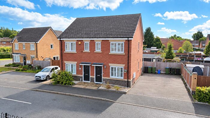 2 Bedroom Semi-Detached House For Sale In Maltings Avenue, Oldbury, B69