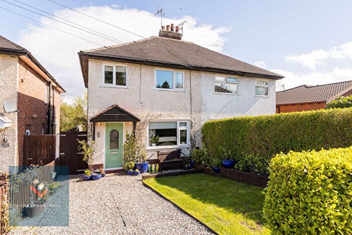 3 Bedroom Semi-Detached House For Sale In Hillside Road, Frodsham, WA6