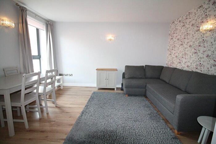 1 Bedroom Apartment To Rent In West One Tower, Cavendish, Sheffield, S3
