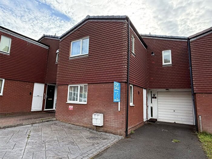 3 Bedroom Terraced House For Sale In Chirbury, Stirchley, Telford, Shropshire, TF3