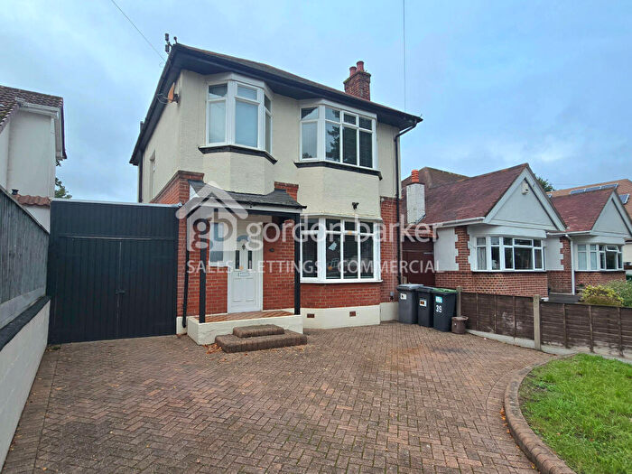 3 Bedroom Detached House To Rent In West Way, Bournemouth, Bournemouth Christchurch Poole, BH9