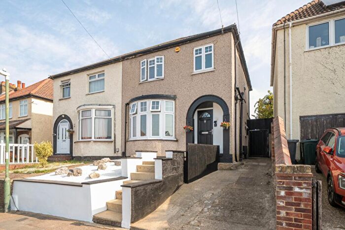 3 Bedroom House For Sale In Havelock Road, Dartford, DA1