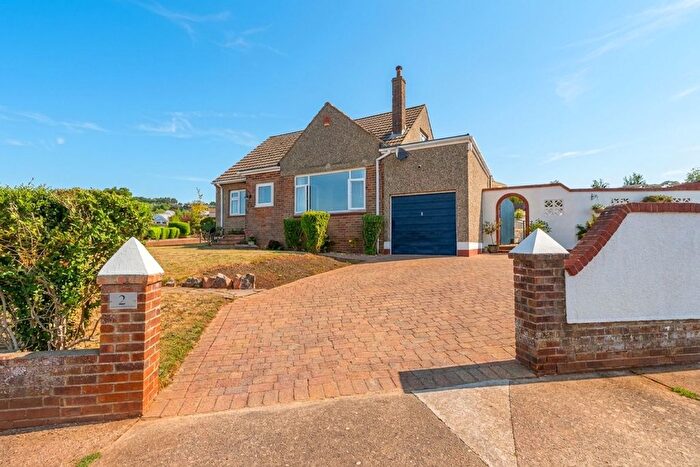 4 Bedroom Detached Bungalow For Sale In Helens Mead Road, Torquay, TQ2
