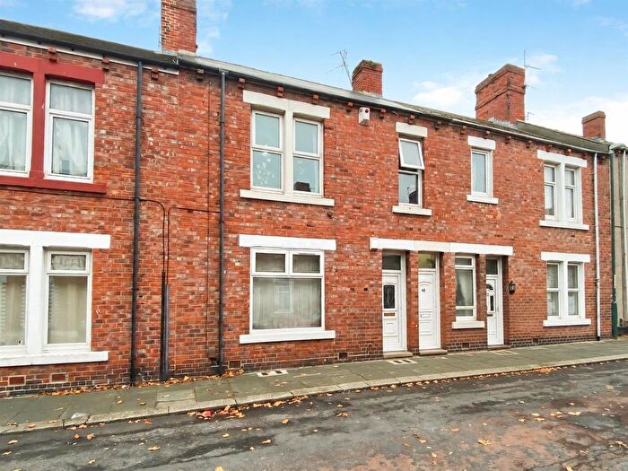 3 Bedroom Flat For Sale In Stoddart Street, South Shields, NE34