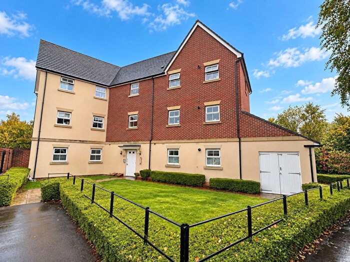 1 Bedroom Flat For Sale In Bullfinch Rise, Bracknell, Berkshire, RG12
