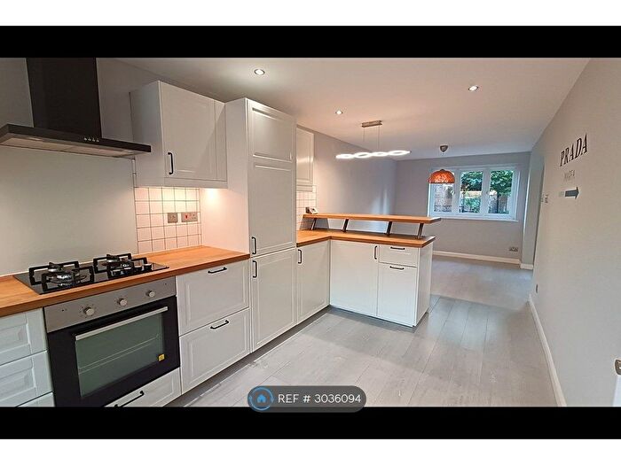 4 Bedroom Detached House To Rent In Partry Close, Chandler's Ford, Eastleigh, SO53