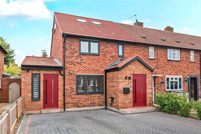 4 Bedroom End Of Terrace House To Rent In Cowley Crescent, Hersham, KT12