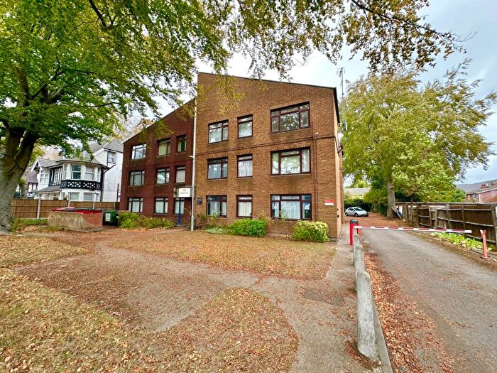 2 Bedroom Flat To Rent In Marsh Road, Luton, LU3