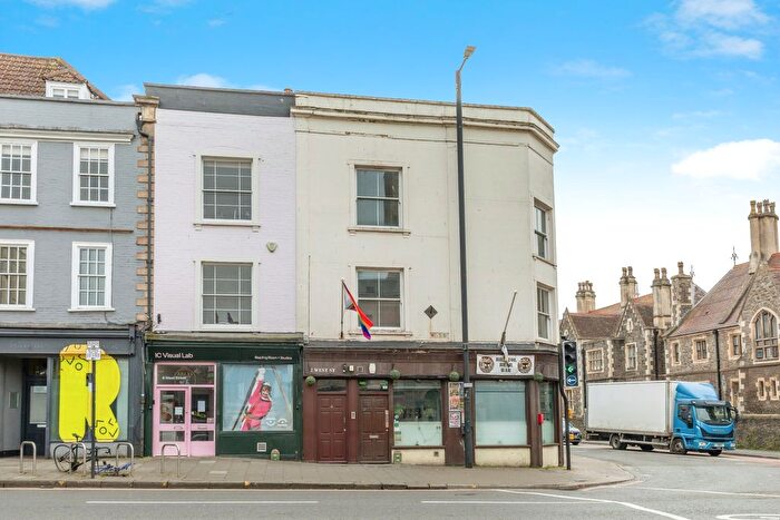 1 Bedroom Flat For Sale In West Street, St. Philips, Bristol, BS2