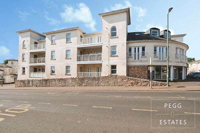 3 Bedroom Flat For Sale In Foxlands, Torquay, TQ1