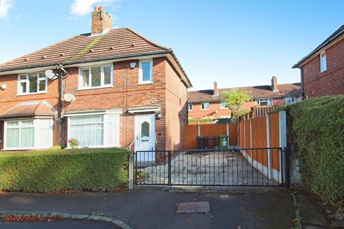 2 Bedroom Semi-Detached House To Rent In Appleby Walk, Leeds, LS15