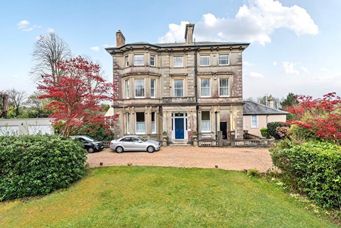 1 Bedroom Flat For Sale In Hungershall Park, Tunbridge Wells, TN4