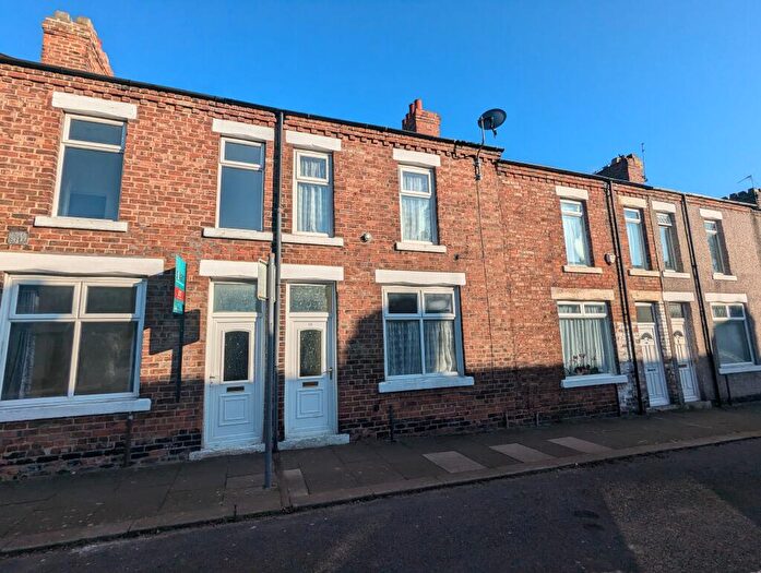 2 Bedroom Terraced House To Rent In Borough Road/ Central - Darlington, DL1