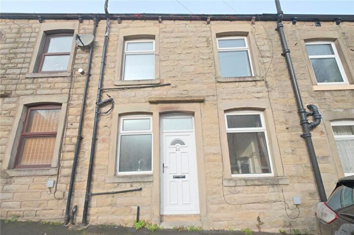 1 Bedroom Terraced House To Rent In Hill Street, Barnoldswick, Lancashire, BB18