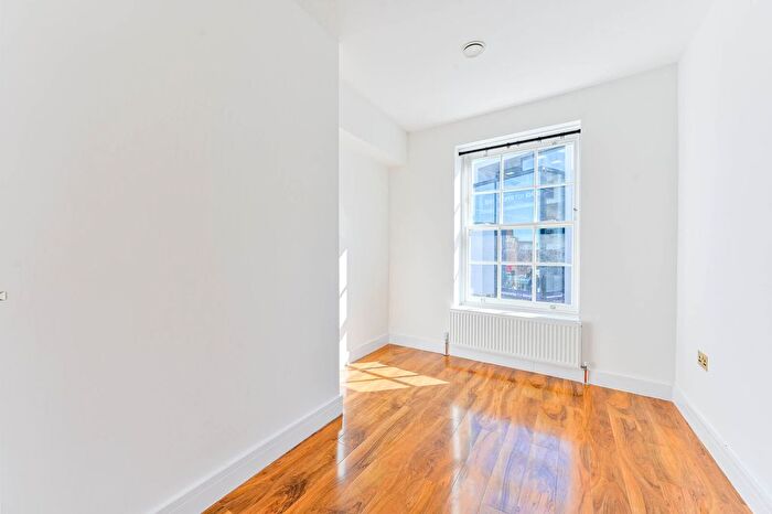 1 Bedroom Flat To Rent In High Street, Guildford, Guildford, GU1