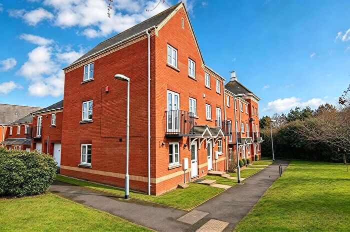 3 Bedroom End Of Terrace House To Rent In Lewis Crescent, Exeter, EX2