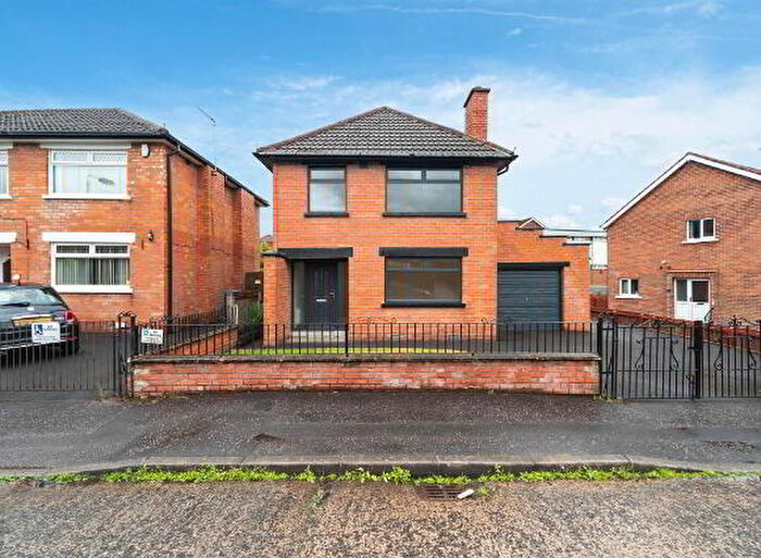3 Bedroom Detached House For Sale In Pasadena Gardens, Belfast, BT5