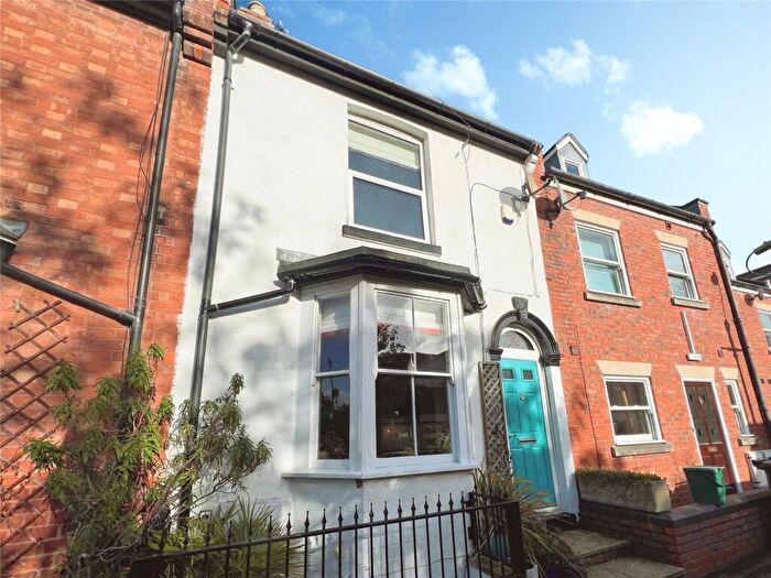 4 Bedroom Terraced House For Sale In Gordon Street, Leamington Spa, Warwickshire, CV31