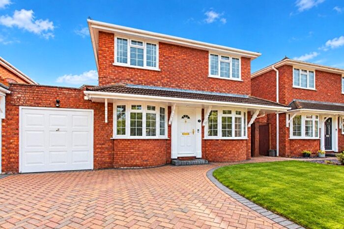 4 Bedroom Detached House To Rent In Cooper Road, Windlesham, GU20