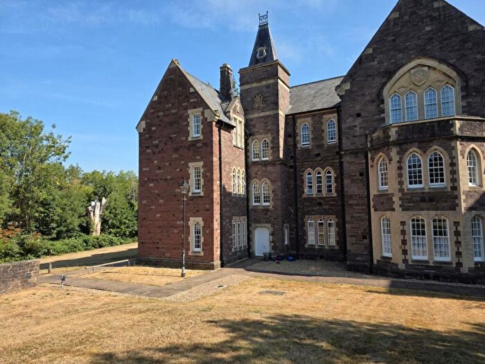 2 Bedroom Flat For Sale In Sarno Square, Abergavenny, NP7