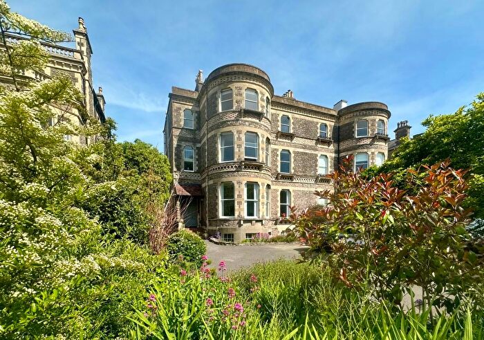 2 Bedroom Flat For Sale In Rockleaze, Bristol, BS9