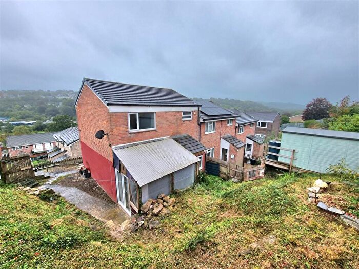 3 Bedroom End Of Terrace House For Sale In Queen Elizabeth, Launceston, PL15