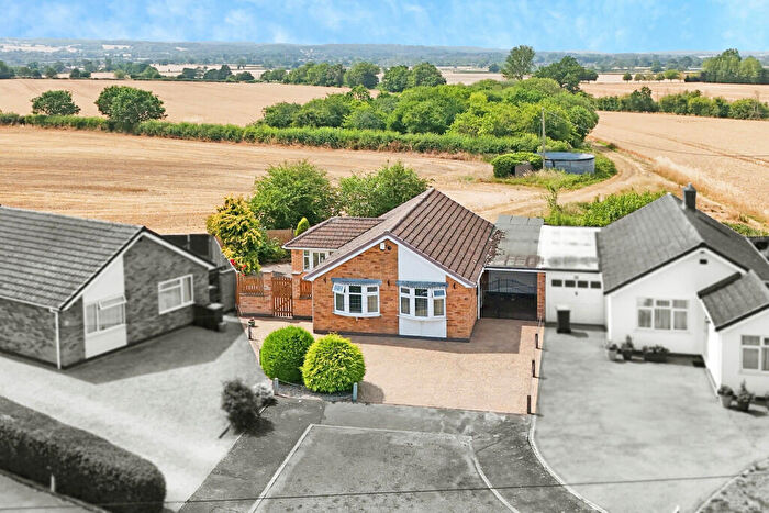 2 Bedroom Detached Bungalow For Sale In Foxs Covert, Fenny Drayton, CV13