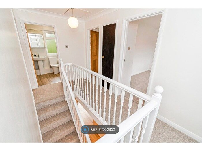 4 Bedroom Detached House To Rent In Pantheon Road, Chandler's Ford, SO53