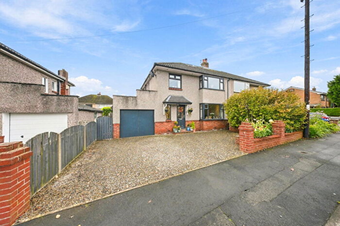 3 Bedroom Semi-Detached House For Sale In Lyndon Avenue, Great Harwood, Blackburn, BB6