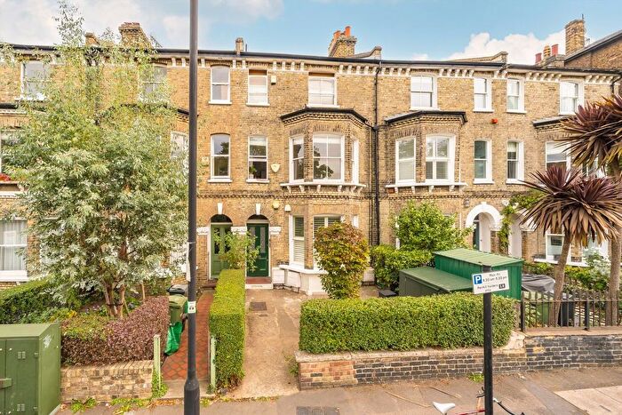 2 Bedroom Flat For Sale In Bromfelde Road, Clapham, SW4