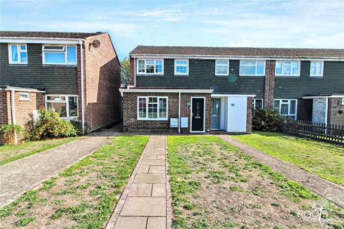 2 Bedroom End Of Terrace House For Sale In Shelley Road, Thatcham, Berkshire, RG18