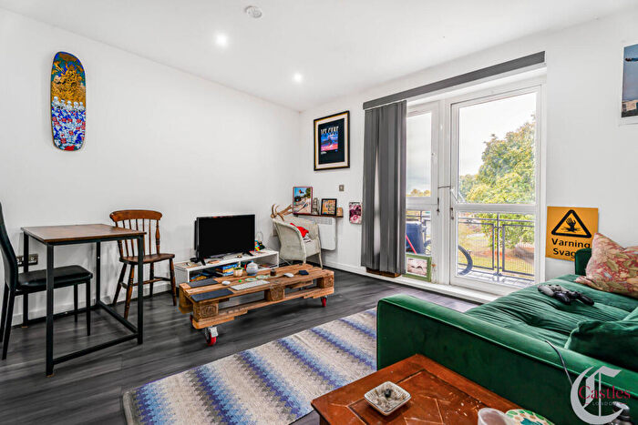 2 Bedroom Flat For Sale In Harry Zeital Way, London, E5