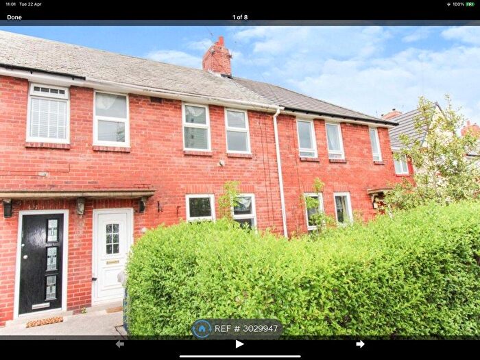 2 Bedroom Flat To Rent In Weldon Crescent, Newcastle Upon Tyne, NE7